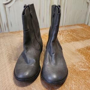 Bass Charcoal Leather Ankle Boots